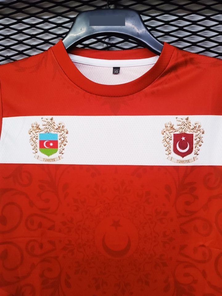 Kurt Motifli Türkiye-Azerbaycan Forması TEK ÜST K0173 (Tek Kelime İsim ve Numara Yazılır)