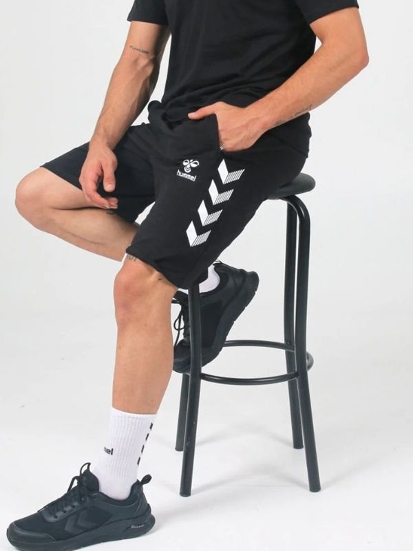 Hummel Armin Pamuklu Cepli Kamp Şortu Siyah