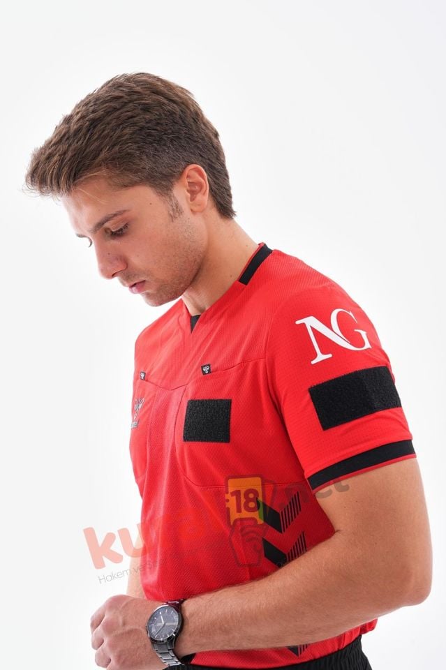 HUMMEL TFF HAKEM MAÇ FORMASI KIRMIZI-KISA KOL