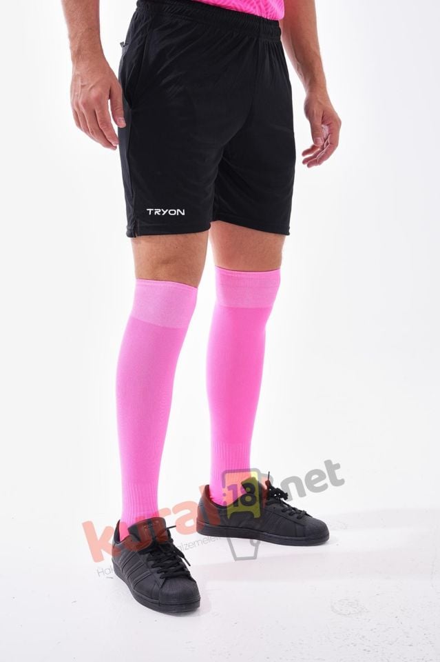 Tryon Hakem ve Futbolcu Konç, Profesyonel Tozluk, Pembe